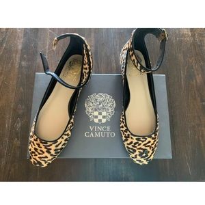 Vince Camuto Flats